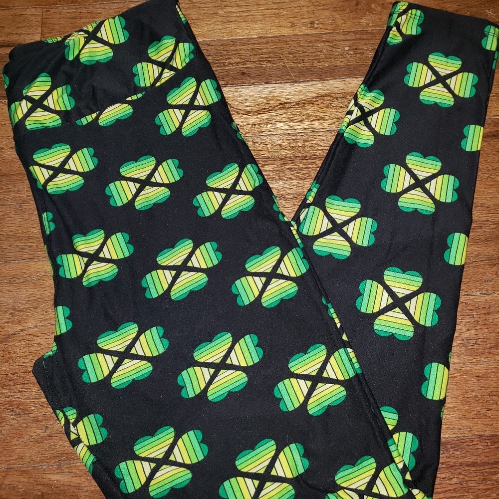 Lularoe TC Shamrock Leggings